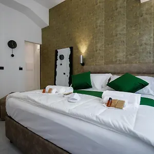 operaprimasuite-in-centro.sicilyhotelsitaly.net/